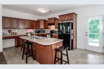 123 Kingsgate Court, Statesville, NC 28625 - Photo 13