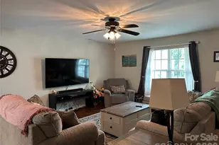1309 Red Birch Pl, Kannapolis, NC 28081 - Photo 3