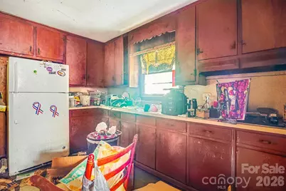 105 W Temple Avenue, Rockingham, NC 28380 - Photo 7
