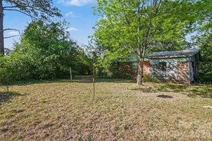 105 W Temple Ave, Rockingham, NC 28380 - Photo 19