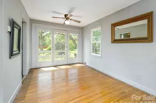 508 Higate Rd, Hendersonville, NC 28791 - Photo 9