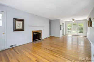 508 Higate Rd, Hendersonville, NC 28791 - Photo 5
