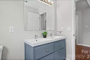2011 Stargrass Ct, Charlotte, NC 28213 - Photo 29
