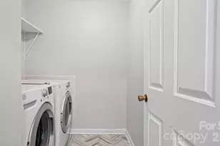 2011 Stargrass Ct, Charlotte, NC 28213 - Photo 17