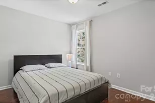 2011 Stargrass Ct, Charlotte, NC 28213 - Photo 25