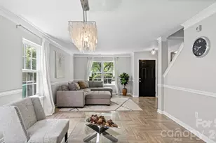 2011 Stargrass Ct, Charlotte, NC 28213 - Photo 5