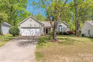 9713 Veronica Dr, Charlotte, NC 28215 - Photo 37