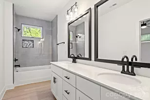 2526 Deherradora Ave, Charlotte, NC 28208 - Photo 11