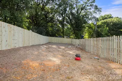 2524 Deherradora Avenue, Charlotte, NC 28208 - Photo 39