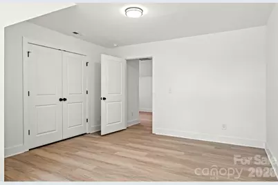 2526 Deherradora Avenue, Charlotte, NC 28208 - Photo 37