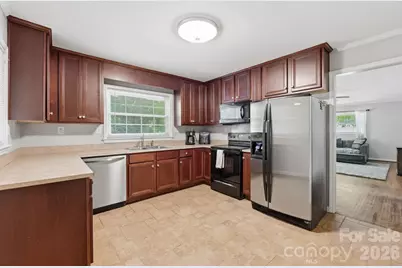 153 American Avenue NE, Concord, NC 28025 - Photo 17
