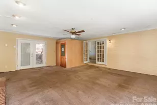 12301 Oakhaven Dr, Charlotte, NC 28273 - Photo 29