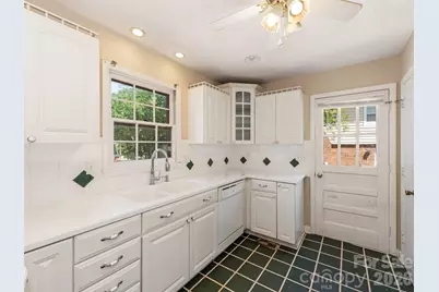 12301 Oakhaven Drive, Charlotte, NC 28273 - Photo 9