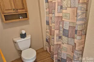 623 Country Club Dr, Canton, NC 28716 - Photo 39