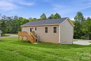 5961 Charlie Little Rd, Granite Falls, NC 28630 - Photo 3