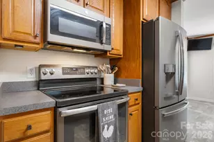 3534 47th Ave Pl NE, Hickory, NC 28601 - Photo 17
