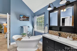 19040 Oakhurst Blvd, Cornelius, NC 28031 - Photo 21