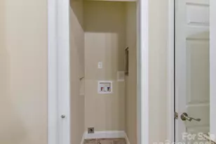 19040 Oakhurst Blvd, Cornelius, NC 28031 - Photo 37