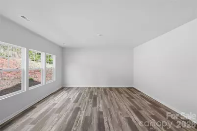 5145 Mark Drive NE, Hickory, NC 28601 - Photo 15