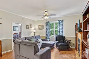 702 Cinnamon Way, Flat Rock, NC 28731 - Photo 3