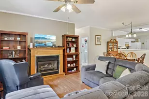 702 Cinnamon Way, Flat Rock, NC 28731 - Photo 5