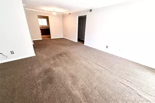 3284 Heathstead Place, Charlotte, NC 28210 - Photo 3