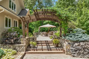 212 S Plains Dr, Asheville, NC 28803 - Photo 7