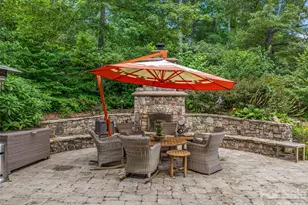 212 S Plains Dr, Asheville, NC 28803 - Photo 11
