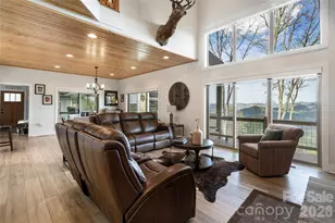 366 Signature Row Blvd, Waynesville, NC 28785 - Photo 15