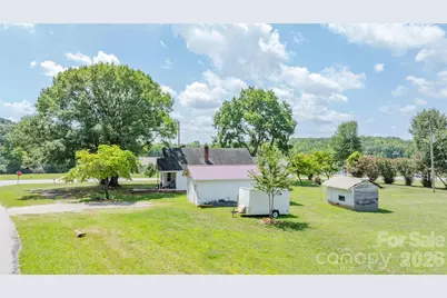 8226 E Nc Highway 150 Highway, Terrell, NC 28682 - Photo 3