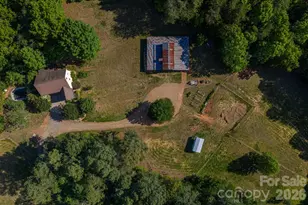 702 Saddlebrook Ln, Cherryville, NC 28021 - Photo 3