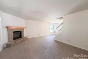 6734 Wandering Creek Dr, Charlotte, NC 28216 - Photo 3