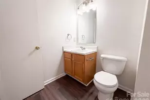 6734 Wandering Creek Dr, Charlotte, NC 28216 - Photo 15