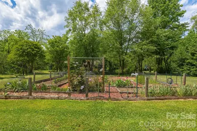 201 Timber Drive, Asheville, NC 28804 - Photo 37