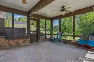 73 Redwood St, Brevard, NC 28712 - Photo 25