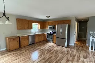 2381 Boardwalk Ct, Lenoir, NC 28645 - Photo 17