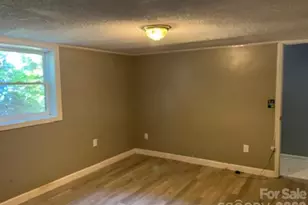 2381 Boardwalk Ct, Lenoir, NC 28645 - Photo 29