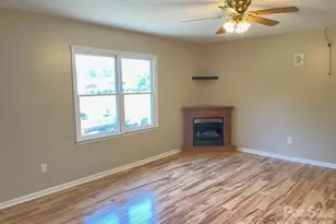 2381 Boardwalk Ct, Lenoir, NC 28645 - Photo 15