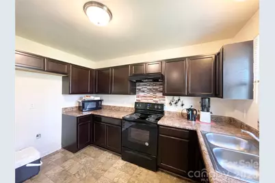 4133 Eastland Avenue, Greensboro, NC 27405 - Photo 9