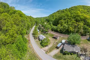 1140 Groundhog Rd, Canton, NC 28716 - Photo 21