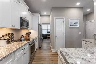 31 Burlington Ln, Fletcher, NC 28732 - Photo 7