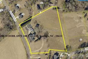 300 Woodlawn Dr, Connelly Springs, NC 28612 - Photo 11