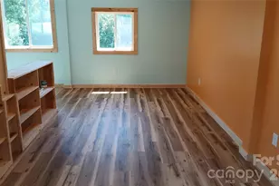 300 Woodlawn Dr, Connelly Springs, NC 28612 - Photo 23