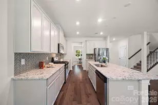 1041 Amberley Crossing Dr, Belmont, NC 28012 - Photo 7