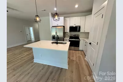 1814 W McFarland Avenue, Gastonia, NC 28052 - Photo 3