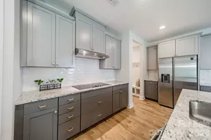 17036 Challory Gln Wy, Charlotte, NC 28278 - Photo 13