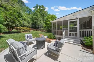 2431 Arnold Dr, Charlotte, NC 28205 - Photo 7