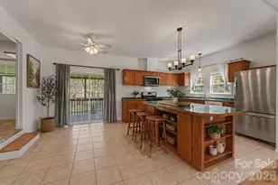 71 Bullfrog Cove Rd, Sylva, NC 28779 - Photo 15