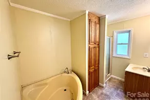 942 Fisher Branch Rd, Marshall, NC 28753 - Photo 19
