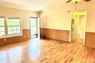 942 Fisher Branch Rd, Marshall, NC 28753 - Photo 13